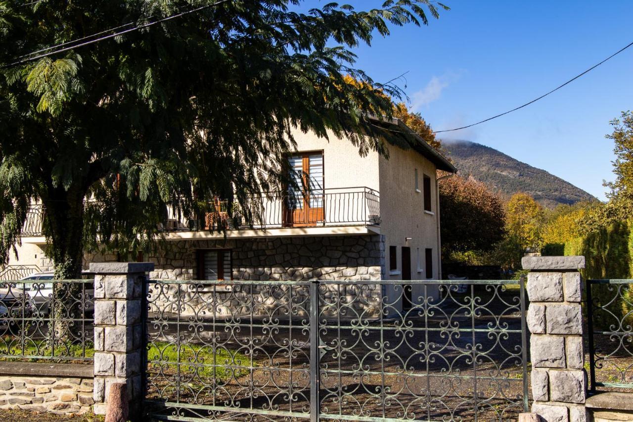 Vue Du Gar Apartment Saléchan Екстериор снимка